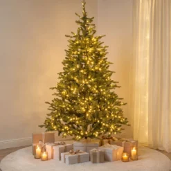 Albero Alpino in finto pino 210 cm, 500 led integrati bianco caldo