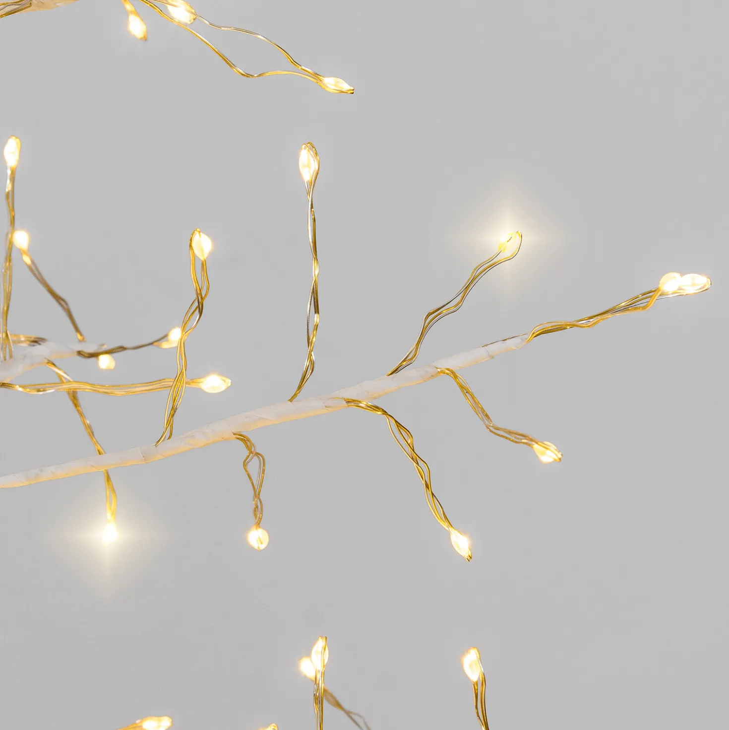 Albero Conico Tiglio bianco h 1,5 m, 1120 microled bianco caldo, uso interno