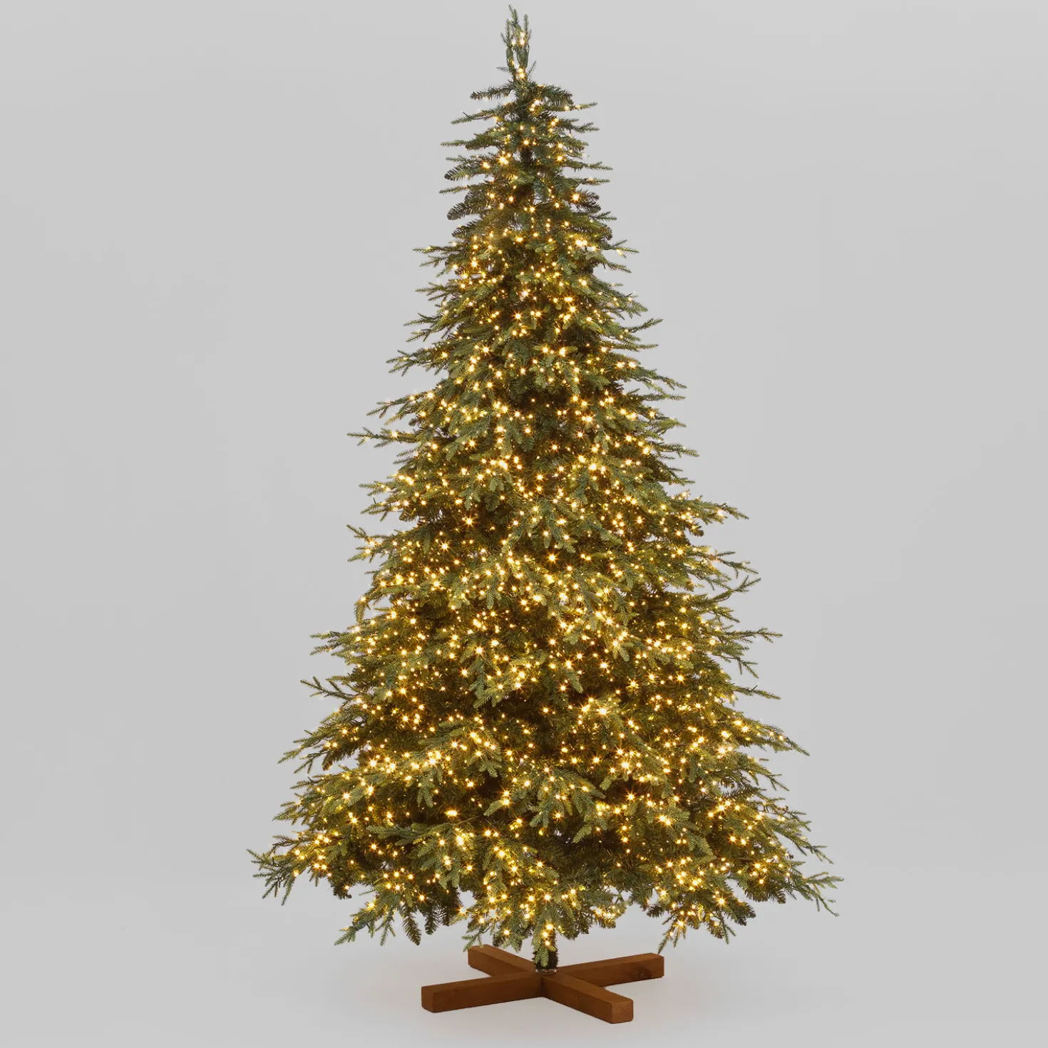 Albero Deluxe in finto pino 255 cm, 5150 miniled integrati bianco caldo