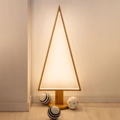 Albero di Natale triangolare in legno naturale, 75 cm, led bianco caldo, uso interno