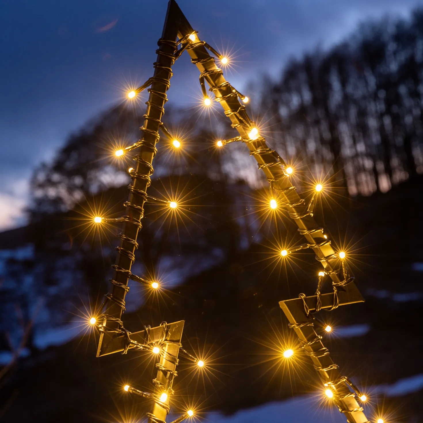 Albero multiuso da giardino, h. 105 cm, led bianco caldo
