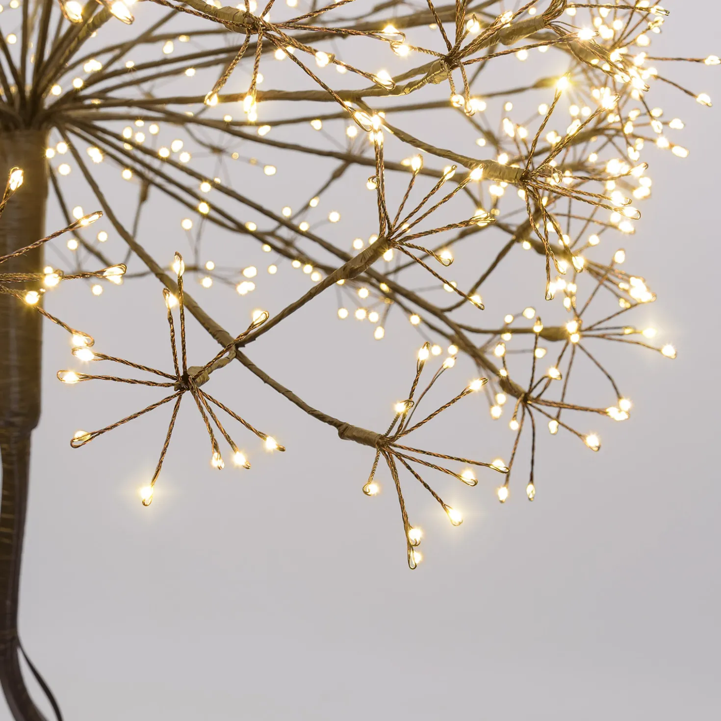Albero Ramo sfera RICCO nero, h 160 cm, 1350 microled bianco caldo, uso interno