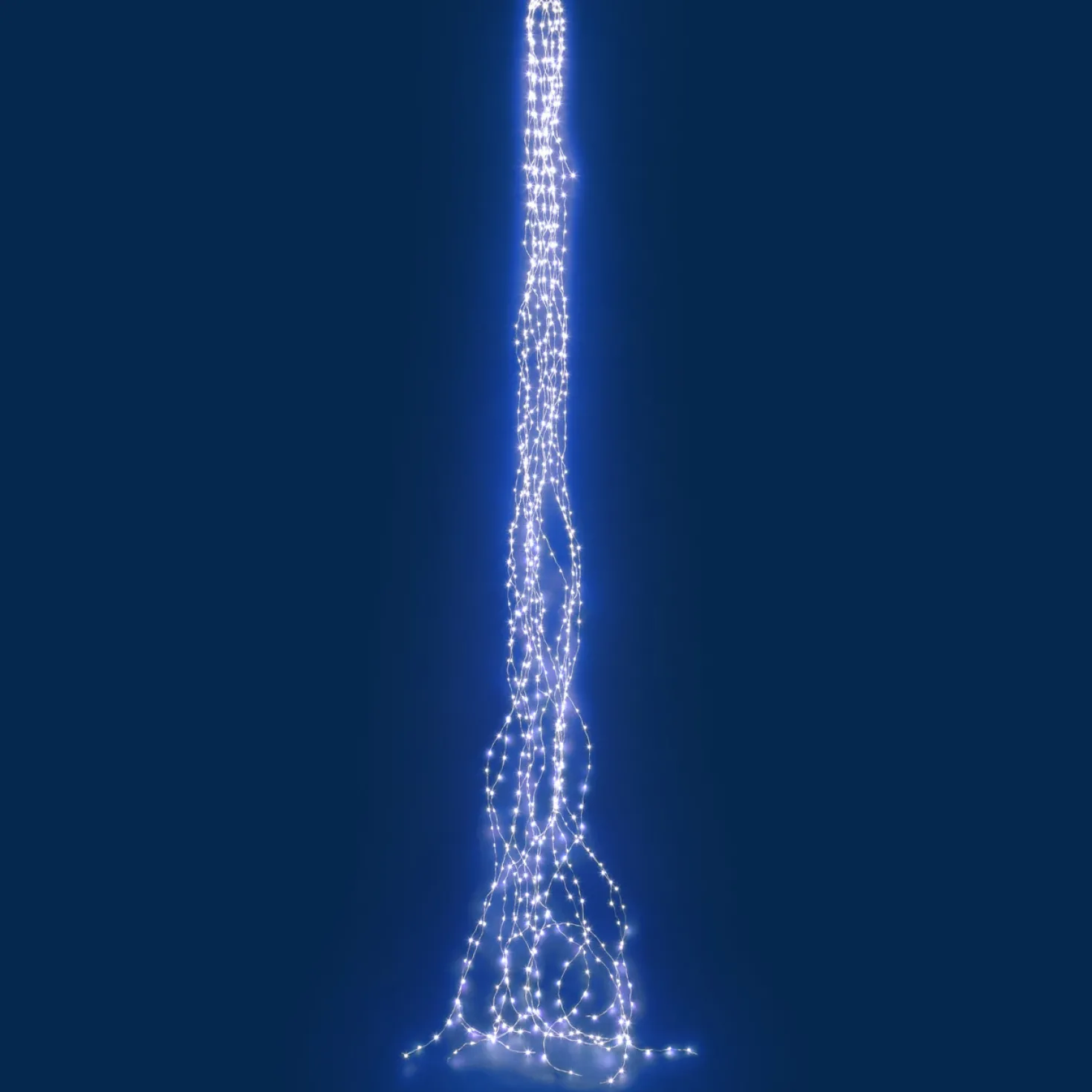 Cascata di luce argento, 900 microled bianco caldo