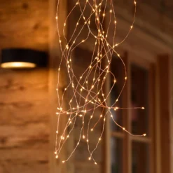 Cascata di luce, 300 microled bianco extra caldo
