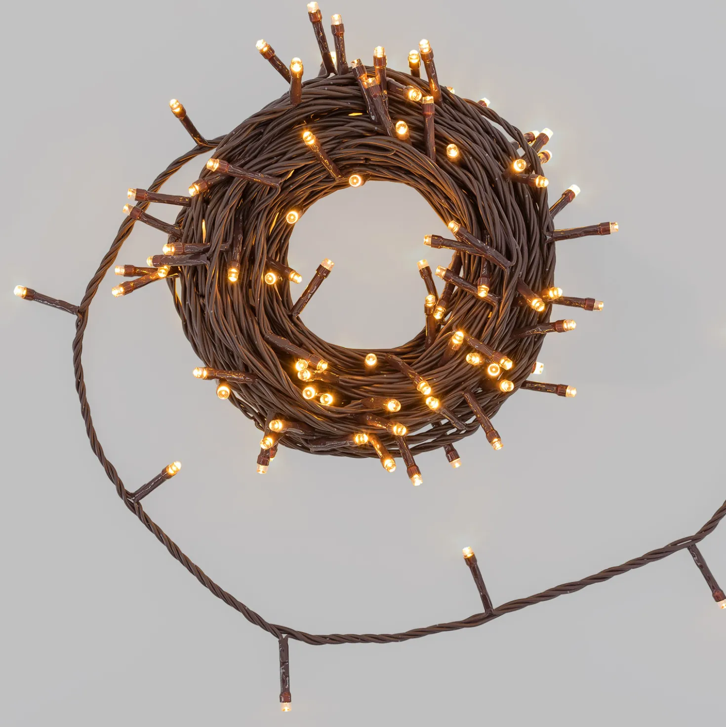 Catena Connect+ 12 m, 120 led bianco caldo, cavo marrone, prolungabile