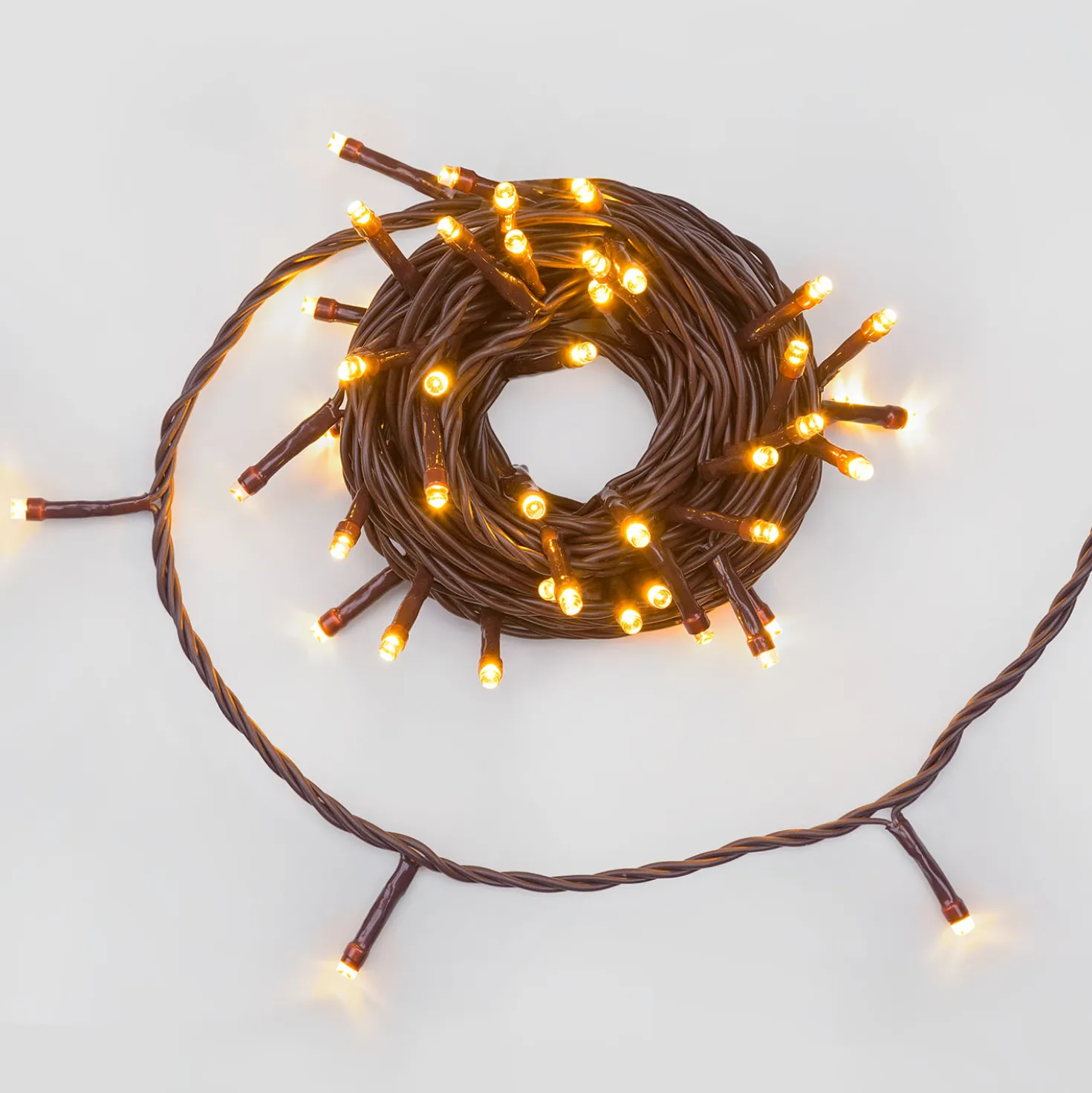 Catena Connect+ 5 m, 50 led bianco caldo, cavo marrone, prolungabile