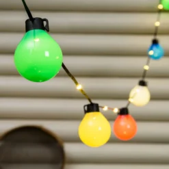 Catena 10 m con cavo illuminato, 25 lampadine multicolor, led bianco caldo, cavo nero