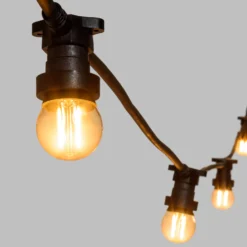 Catena 5 m, 5 lampadine led a globo Ø 45 mm di 2 Watt, cavo nero, prolungabile