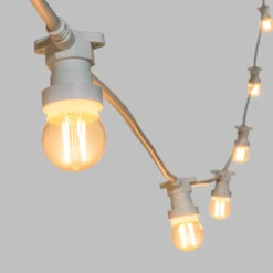 Catena 5 m, 16 lampadine led globo Ø 45 mm di 2 Watt, cavo bianco, prolungabile