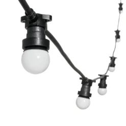 Catena 5 m, 16 lampadine led globo Ø 45 mm di 1,2 Watt, cavo nero, prolungabile