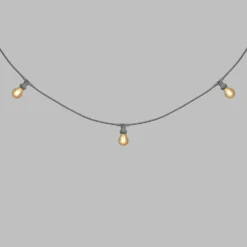 Catena 5 m, 8 lampadine led goccia Ø 67 mm di 8 Watt dimmerabili, cavo bianco, prolungabile
