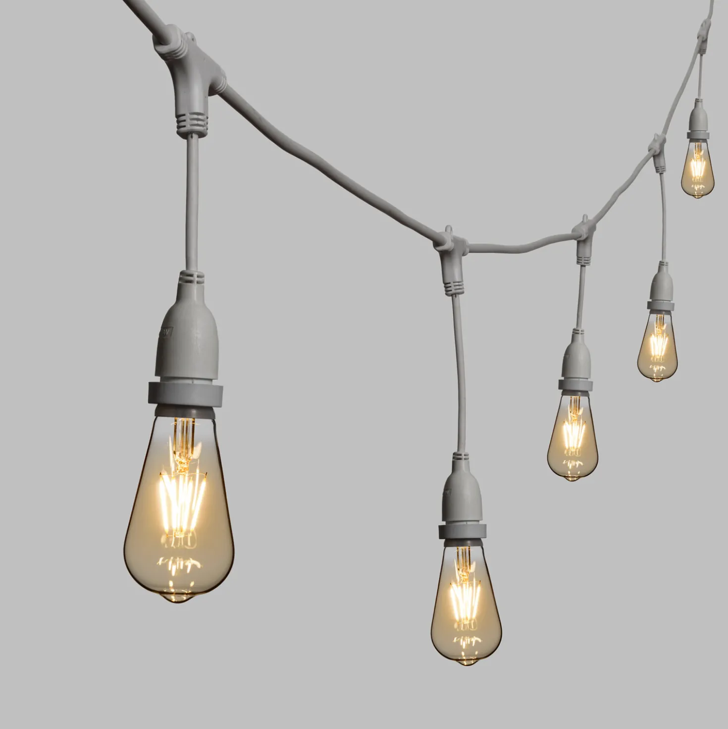 Catena 5 m, 8 lampadine led pendenti Edison Ø 64 mm di 4 Watt, h 30 cm, prolungabile