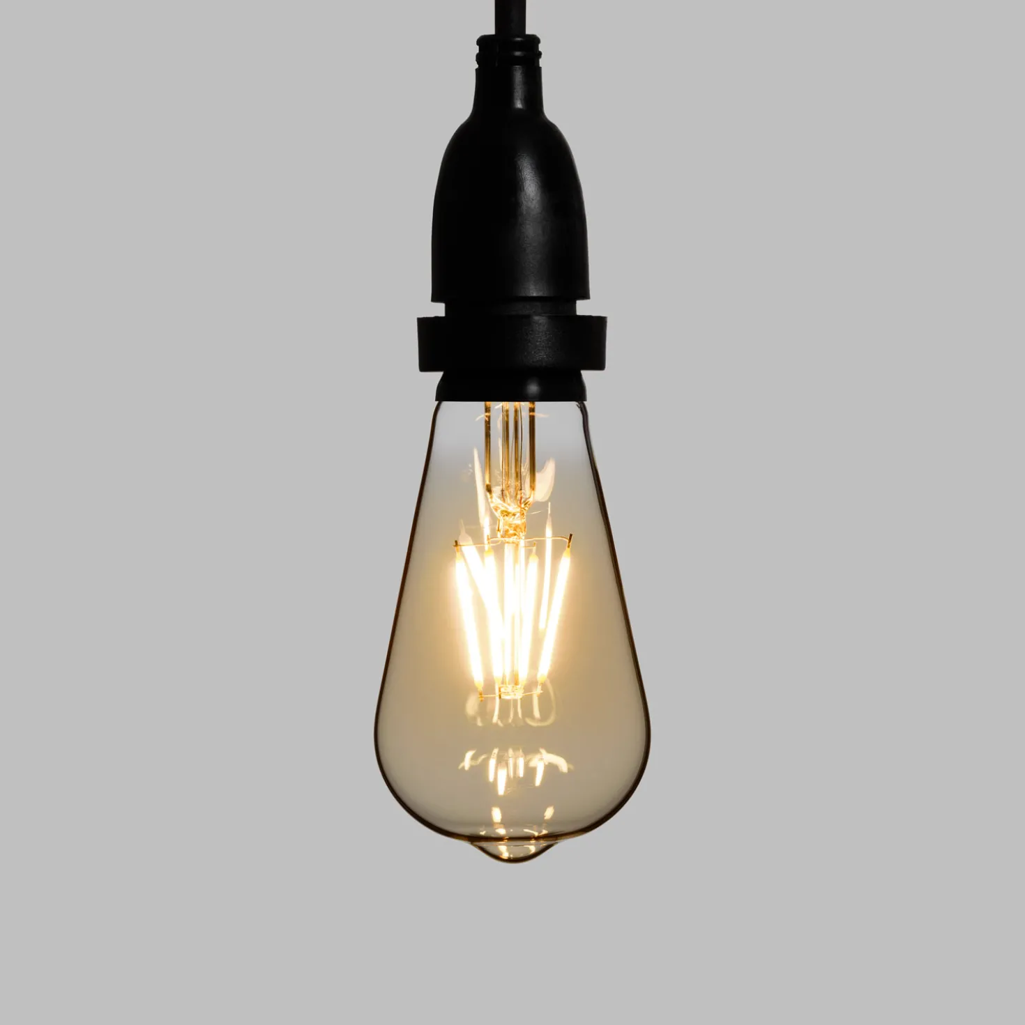 Catena 5 m, 8 lampadine led pendenti Edison Ø 64 mm di 4 Watt, h 70 cm, prolungabile