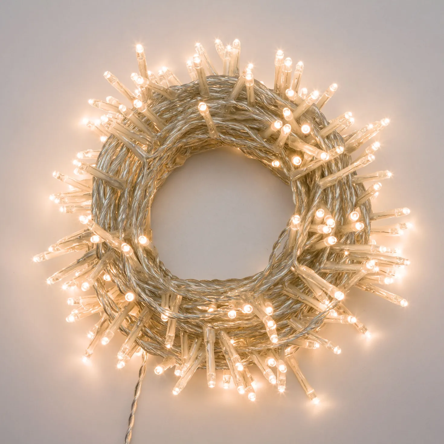 Catena 13,1 m, 180 miniled bianco caldo, cavo trasparente