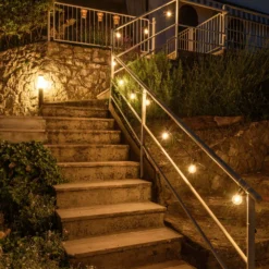 Catena Party 5 m, 10 lampadine goccia in vetro Ø 60 mm, led bianco caldo, prolungabile