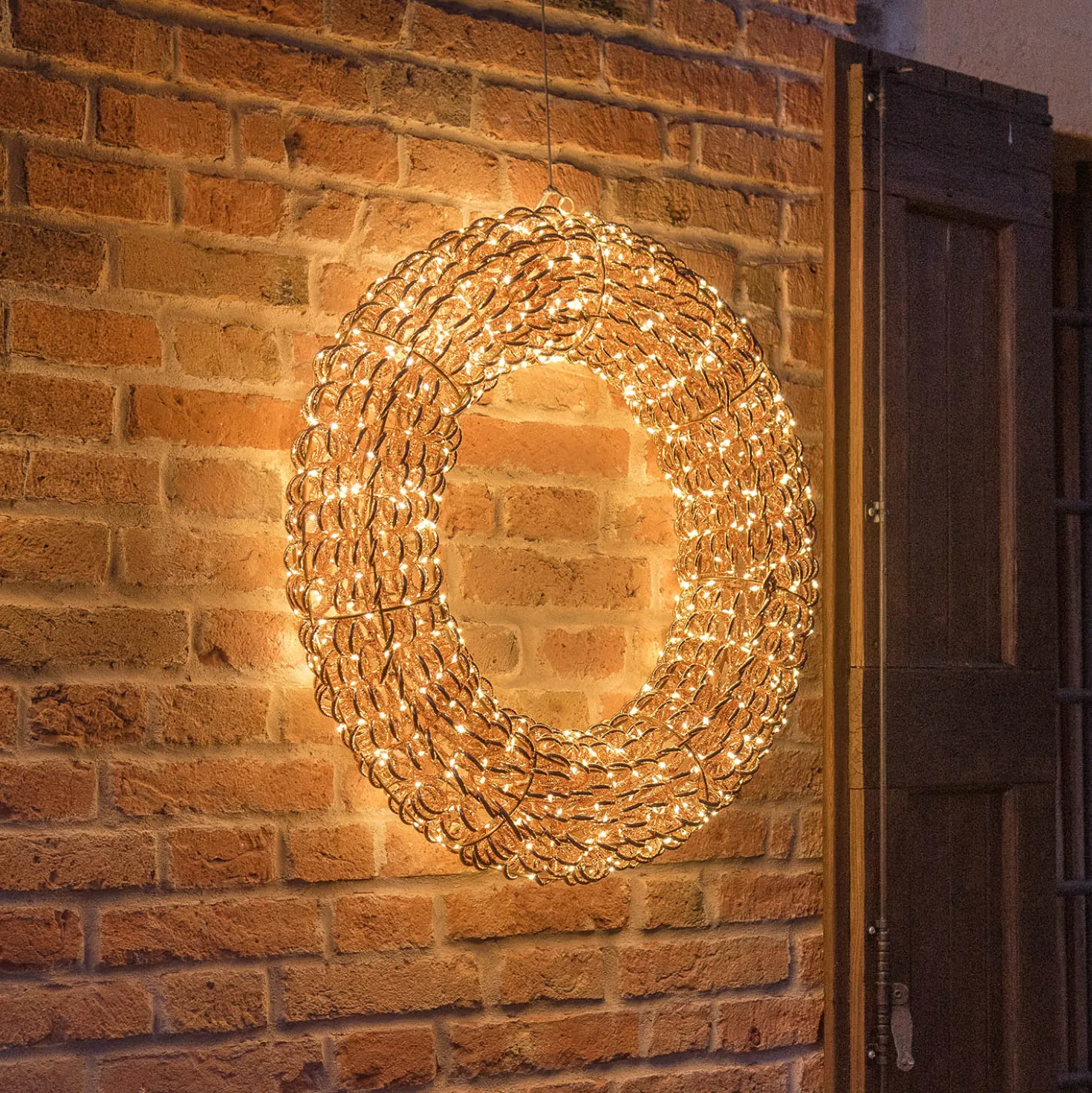 Corona 3D Rose Gold, filo a spirale, ∅70 cm, 960 microled bianco caldo