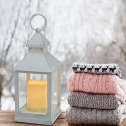 Lanterna bianco antico con candela, led bianco caldo (24 cm)