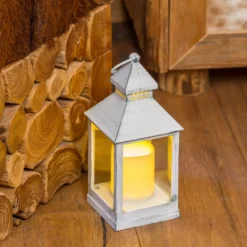 Lanterna bianco antico con candela, led bianco caldo (24 cm)