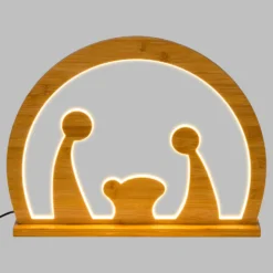 Natività in legno naturale con base, h 42 cm, led bianco caldo, uso interno