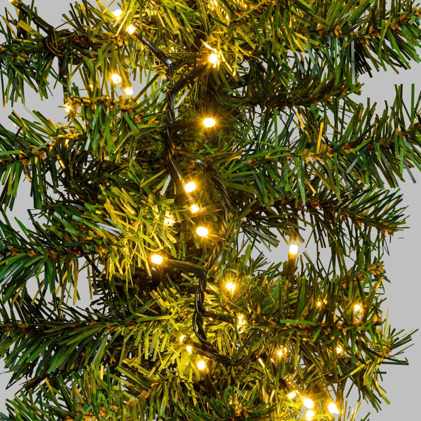 Ramo Moena in finto pino 2,7 m, 400 led integrati bianco caldo, prolungabile