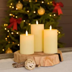 Set 3 candele avorio a coste in cera, fiamma in movimento