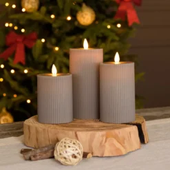 Set 3 candele grigio marrone a coste in cera, fiamma in movimento