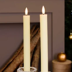 Set 2 Candele stelo avorio a coste in cera, fiamma 3D con stoppino