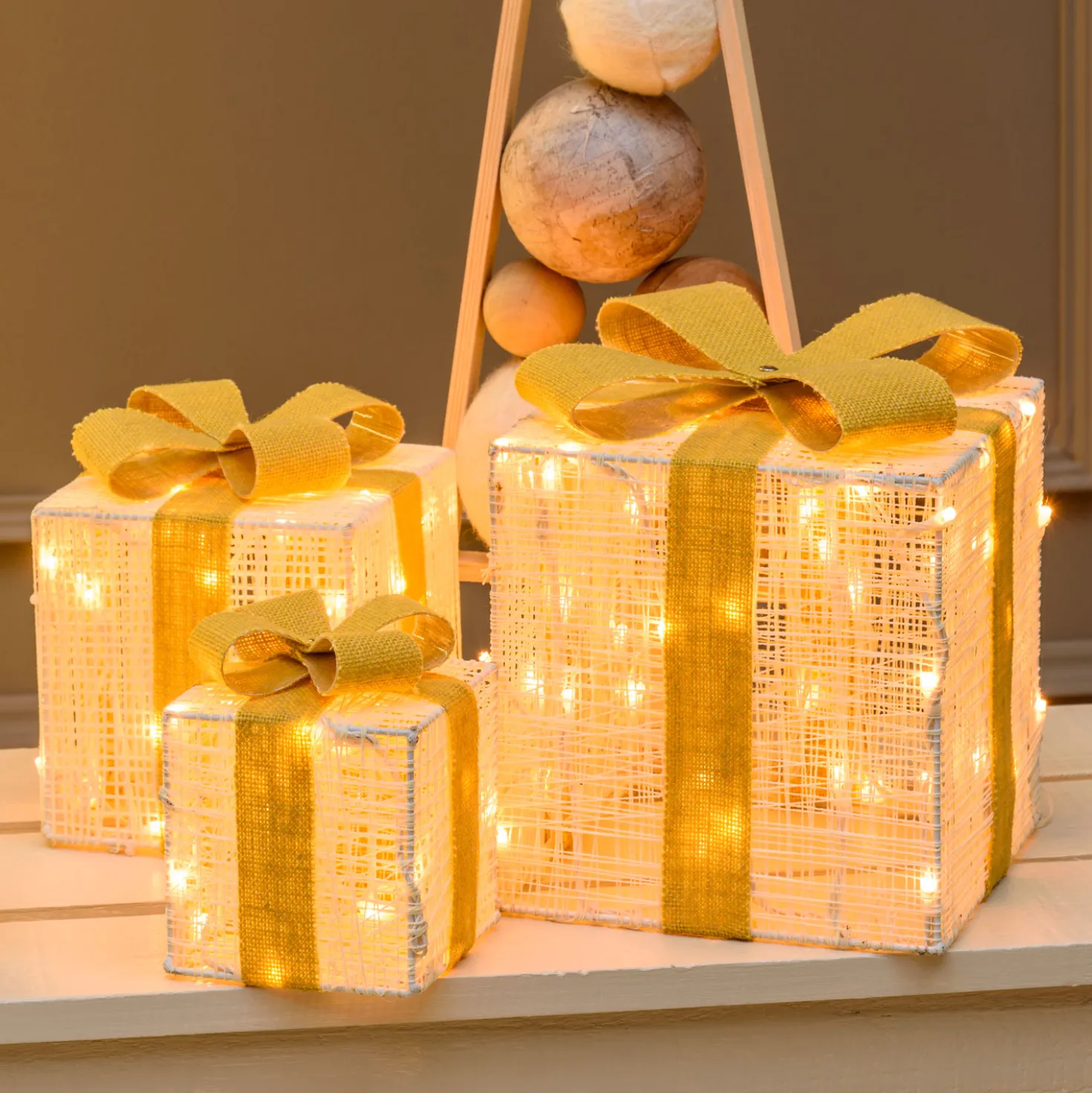 Set 3 Pacchi Regalo Light Cream & Brown, 120 led bianco extra caldo