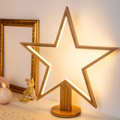 Stella in legno naturale, 55 cm, led bianco caldo, uso interno