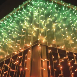 Tenda Twinkly Plus RGB e Bianco caldo, 0,5 x h 4 metri, 250 Pixel Led, cavo nero